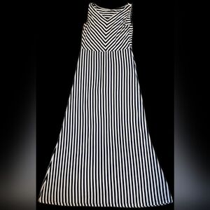 Crazy 8 Black and White Maxi Dress Sz 10-12